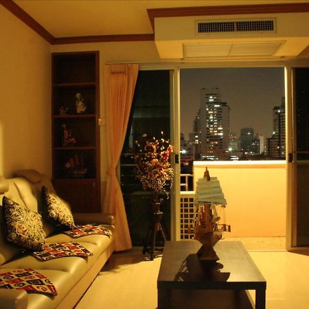 Varindavan Park Serviced Residence Bangkok Esterno foto